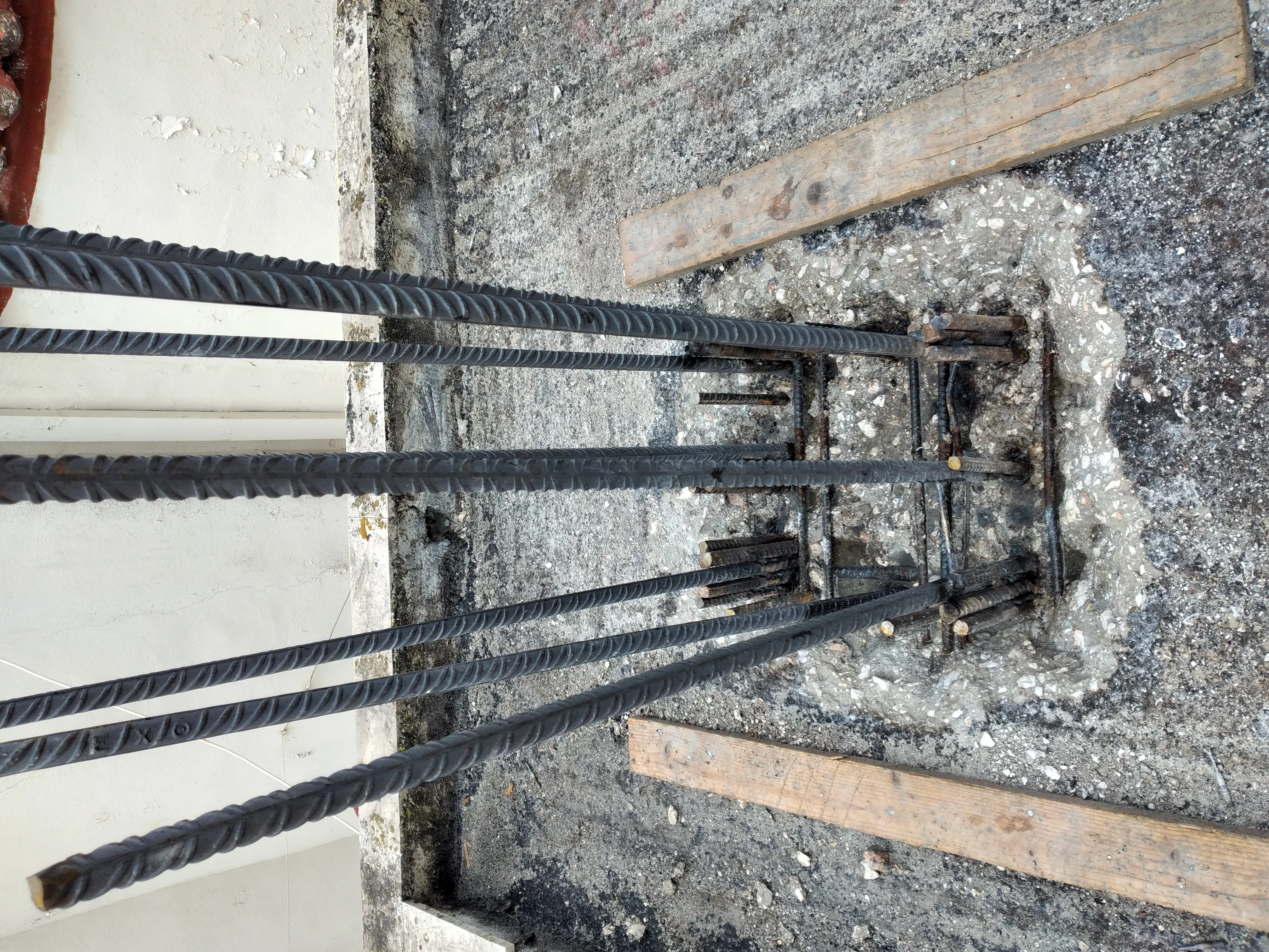 Αποκατάσταση Διαβρωμένων Υποστυλωμάτων